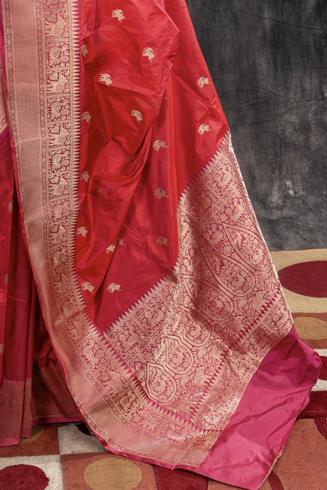 Bright Pink Katan Silk Banarasi Saree_3