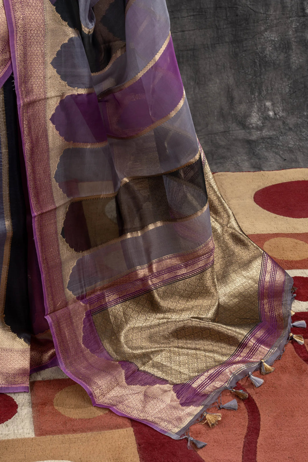 Grey and Black Organza Silk Banarasi Saree_3