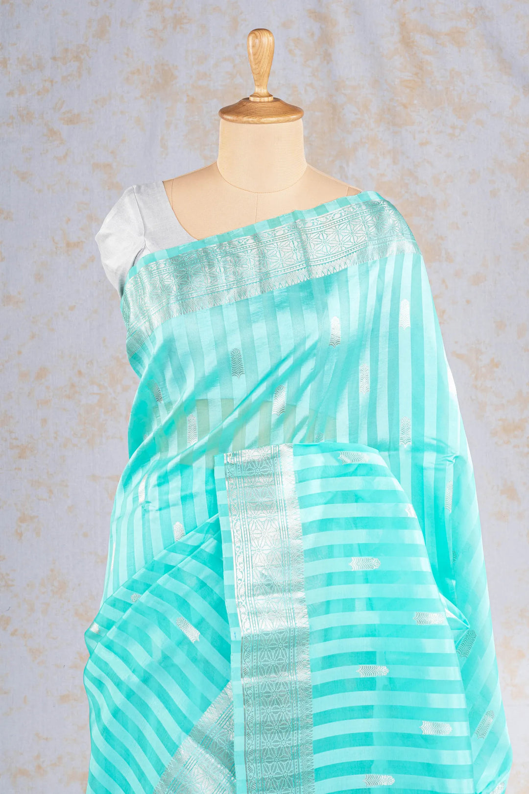 Firozi Kora and Poona Silk Banarasi Saree_2