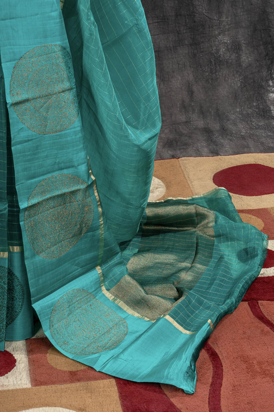 Bottle Green Organza Silk Banarasi Saree_3