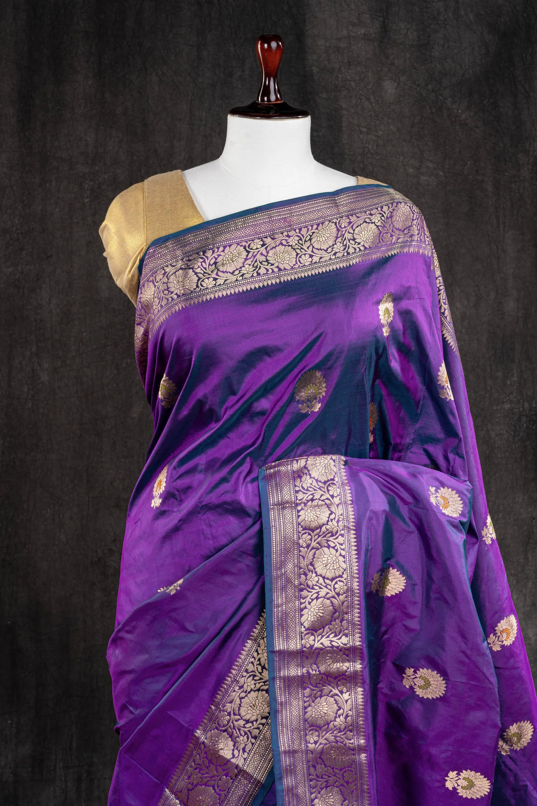 Purple Katan Silk Banarasi Saree_2