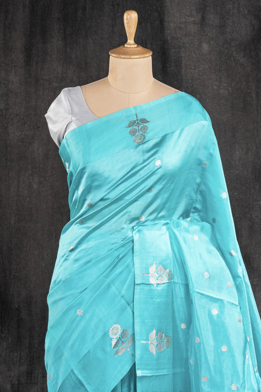 Firozi Katan Silk Banarasi Saree_2