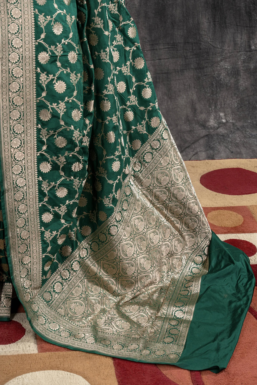 Bottle Green Katan Silk Banarasi Saree_3