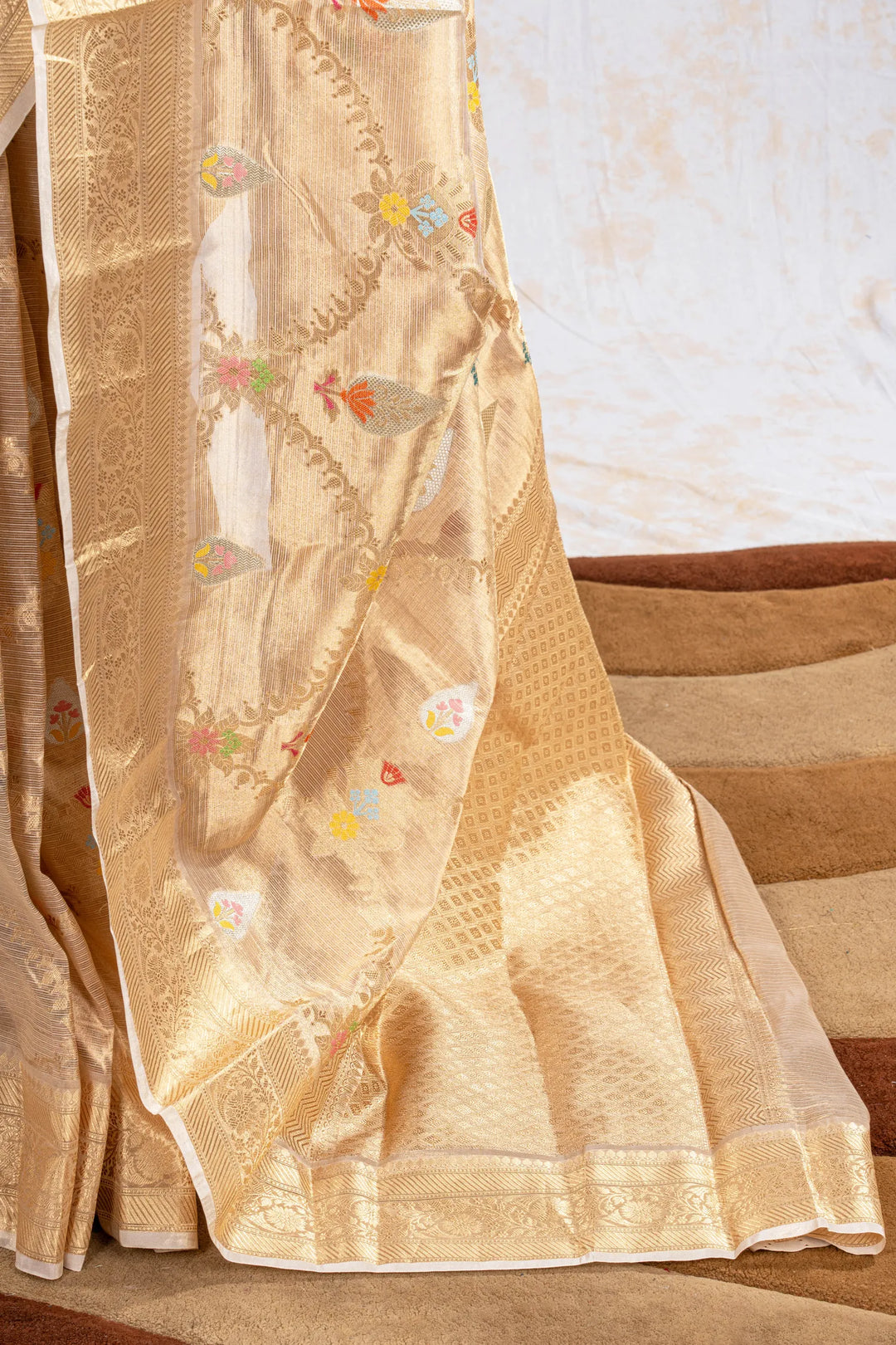 Gold Tissue Silk Banarasi Saree_3