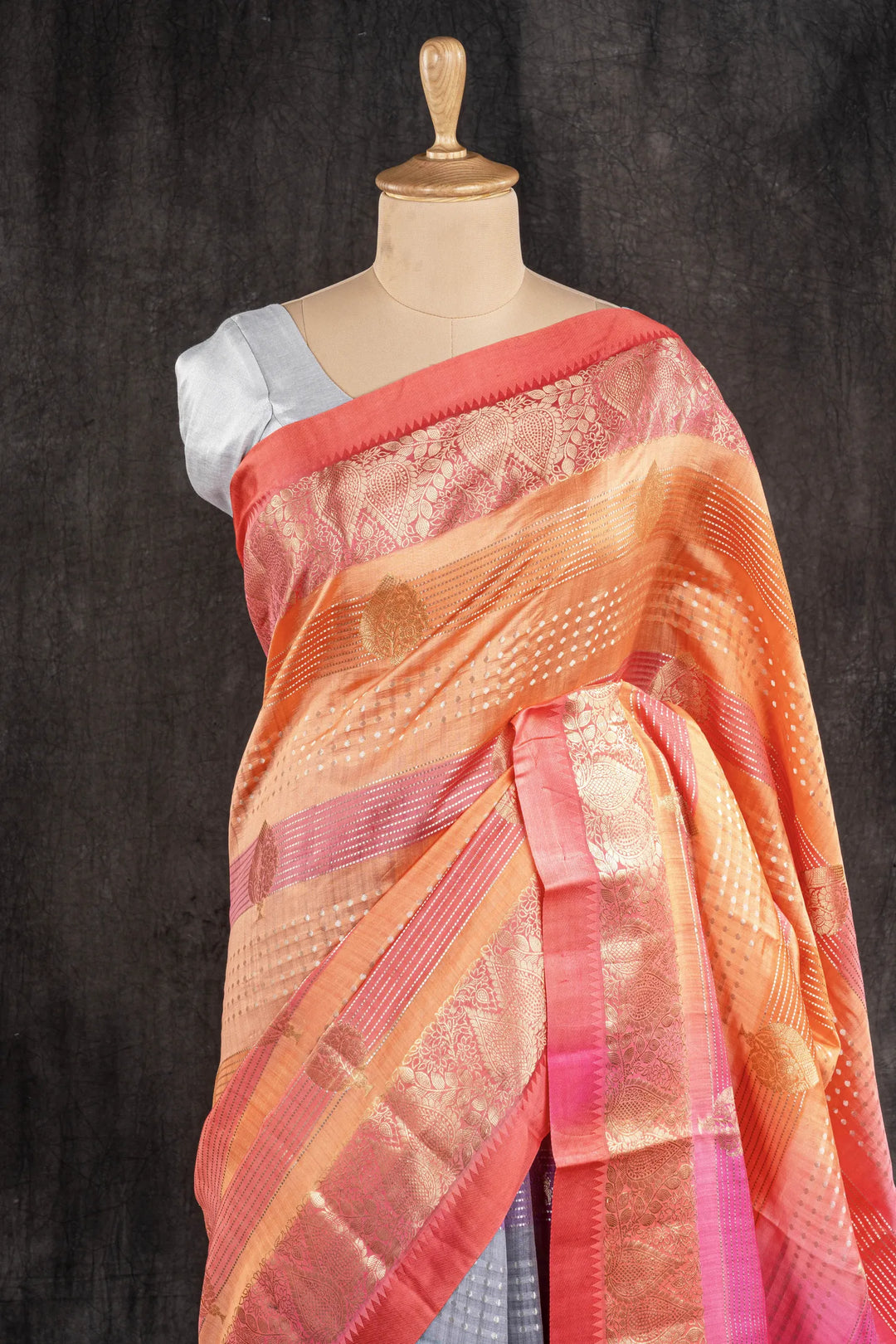 Beige Chiniya Silk Banarasi Saree_2